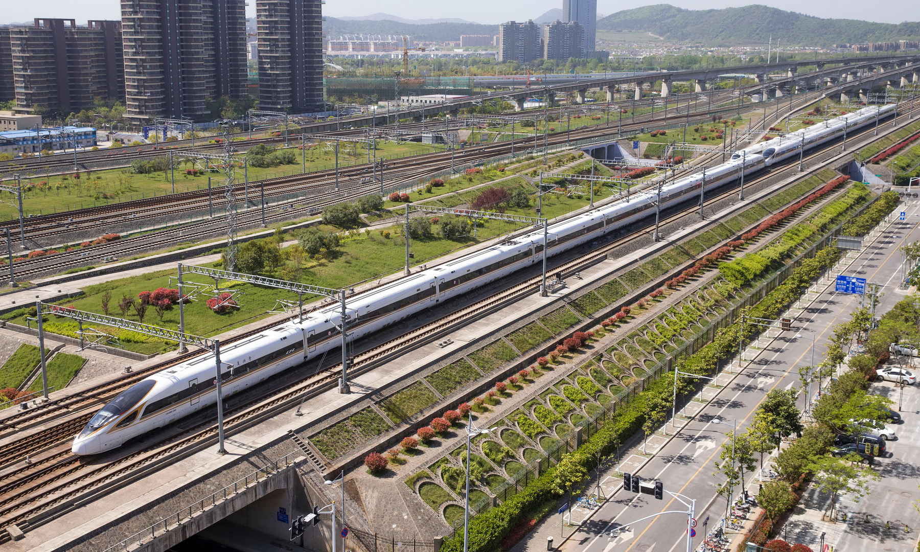 中国高铁运营时速最快的复兴号