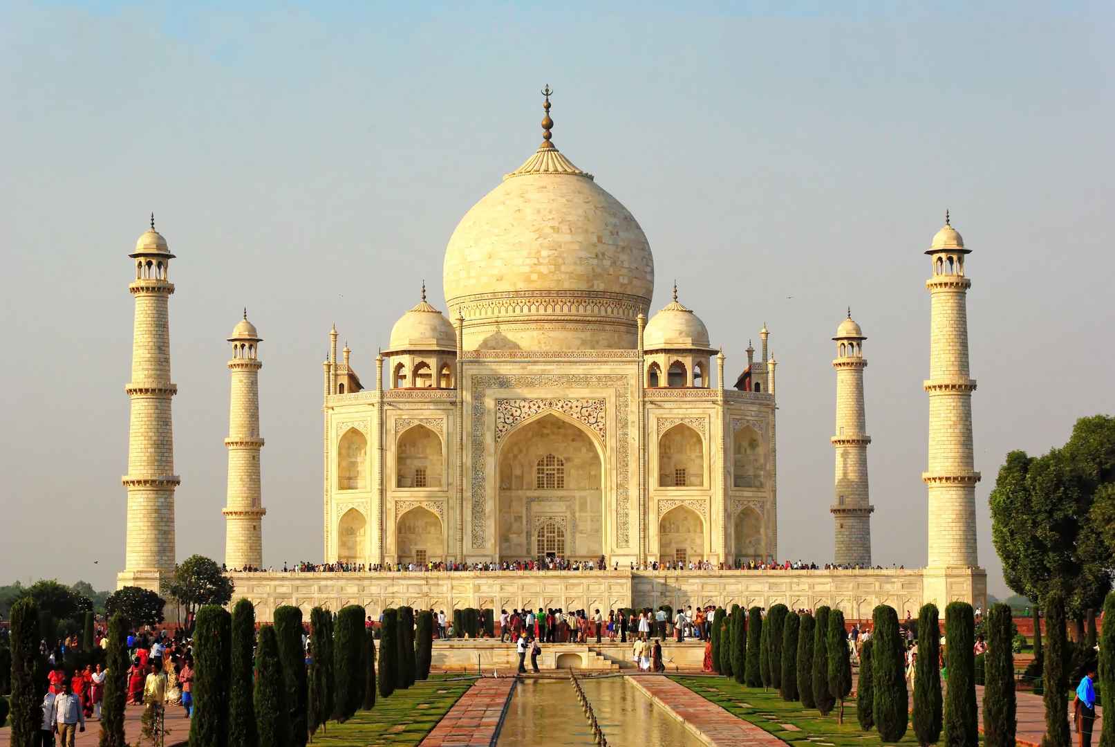 印度宏伟的泰姬陵建筑风景图片-