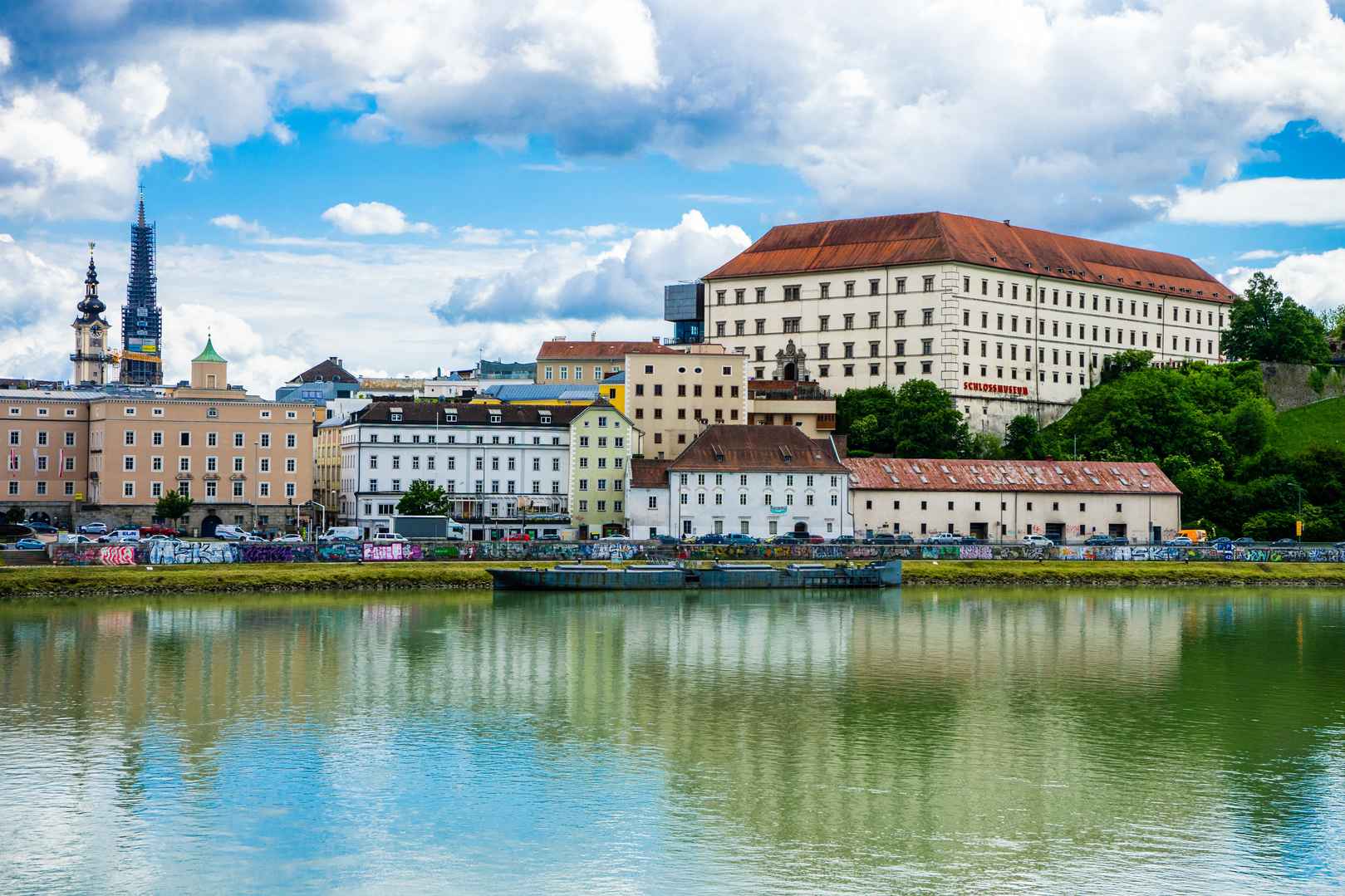 德国风景优美的多瑙河图片-