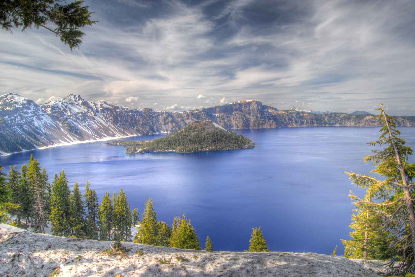 美国火山口湖国家公园自然风景图片-