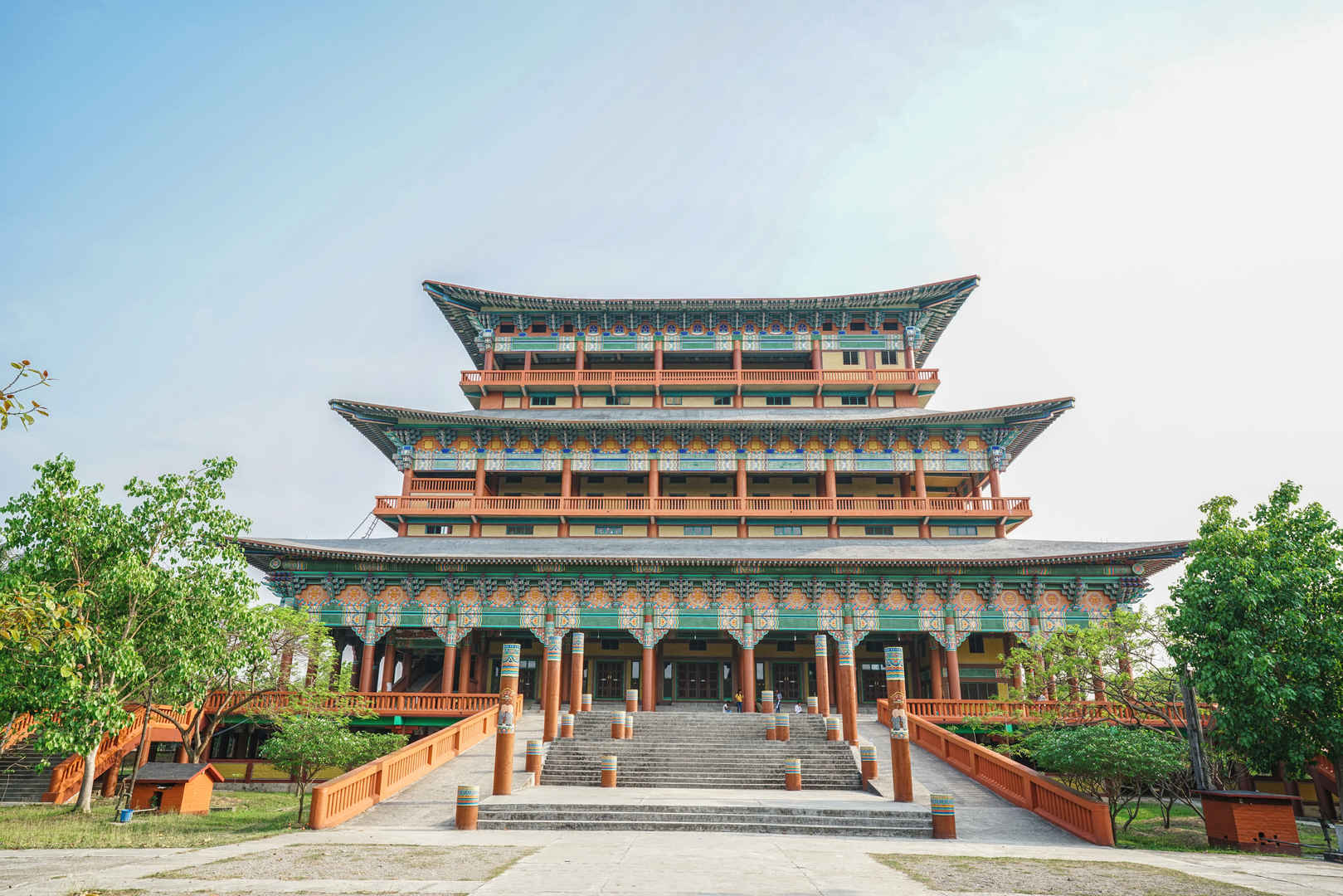 尼泊尔蓝毗尼中华寺中国寺庙建筑风景图片-