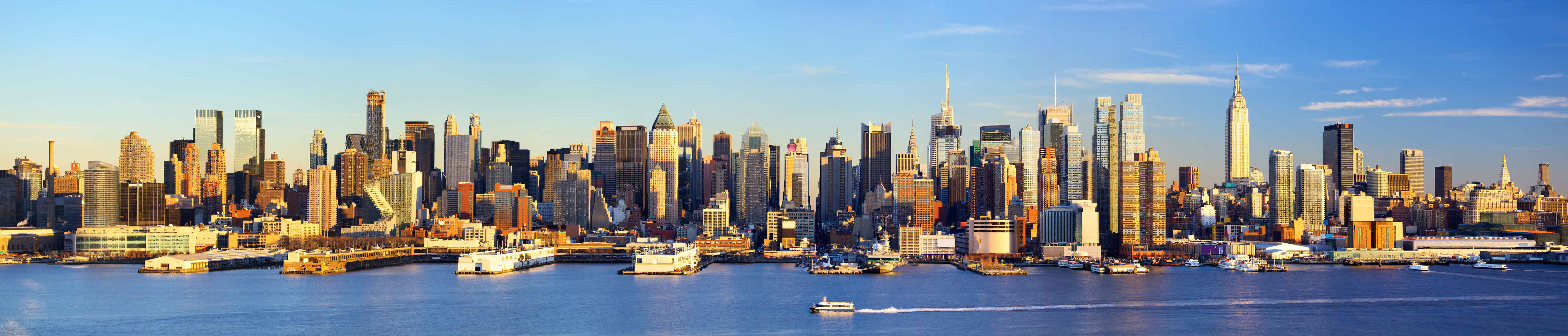 纽约海岸城市建筑全景图-