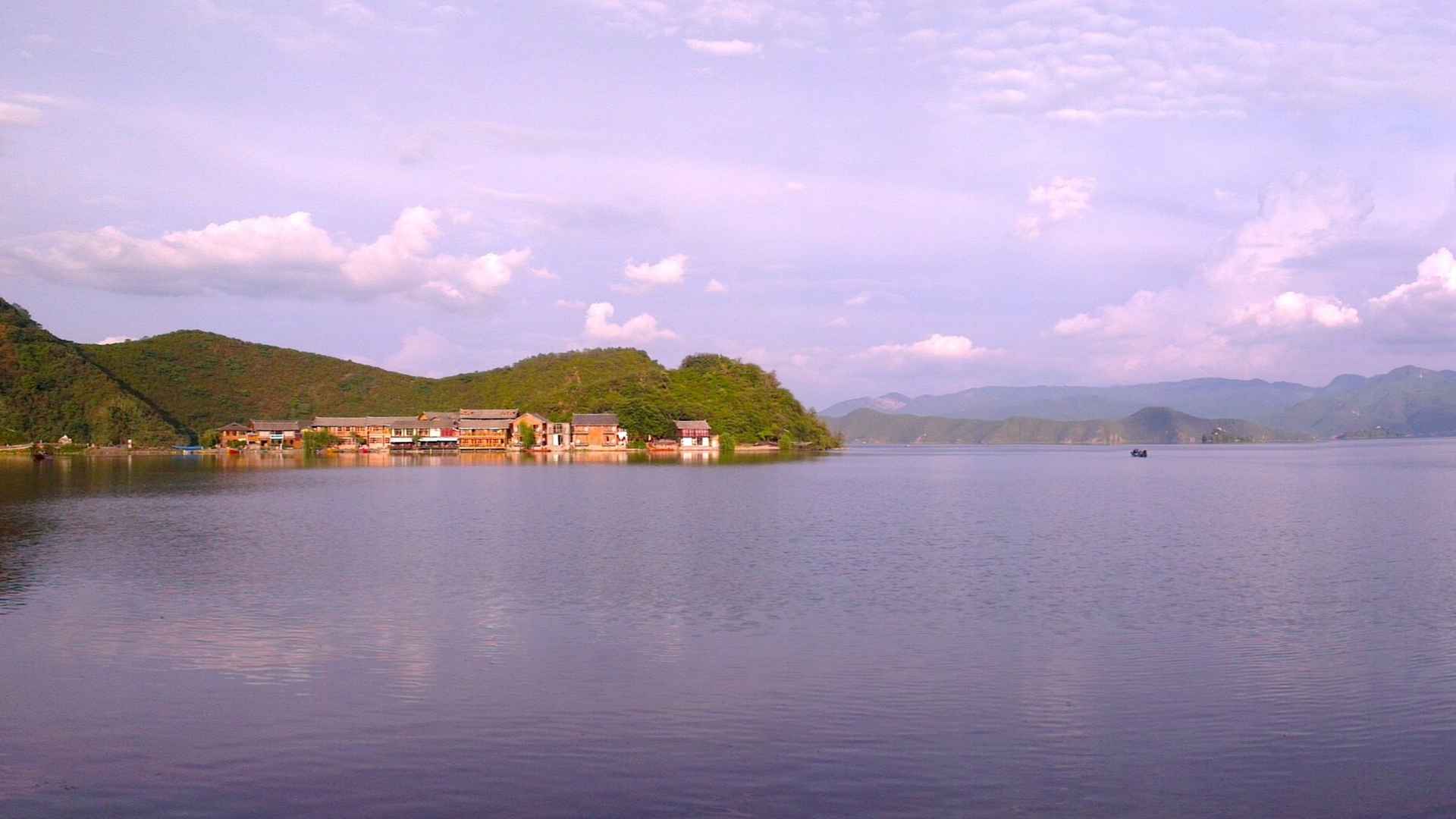 云南泸沽湖自然风景桌面壁纸-