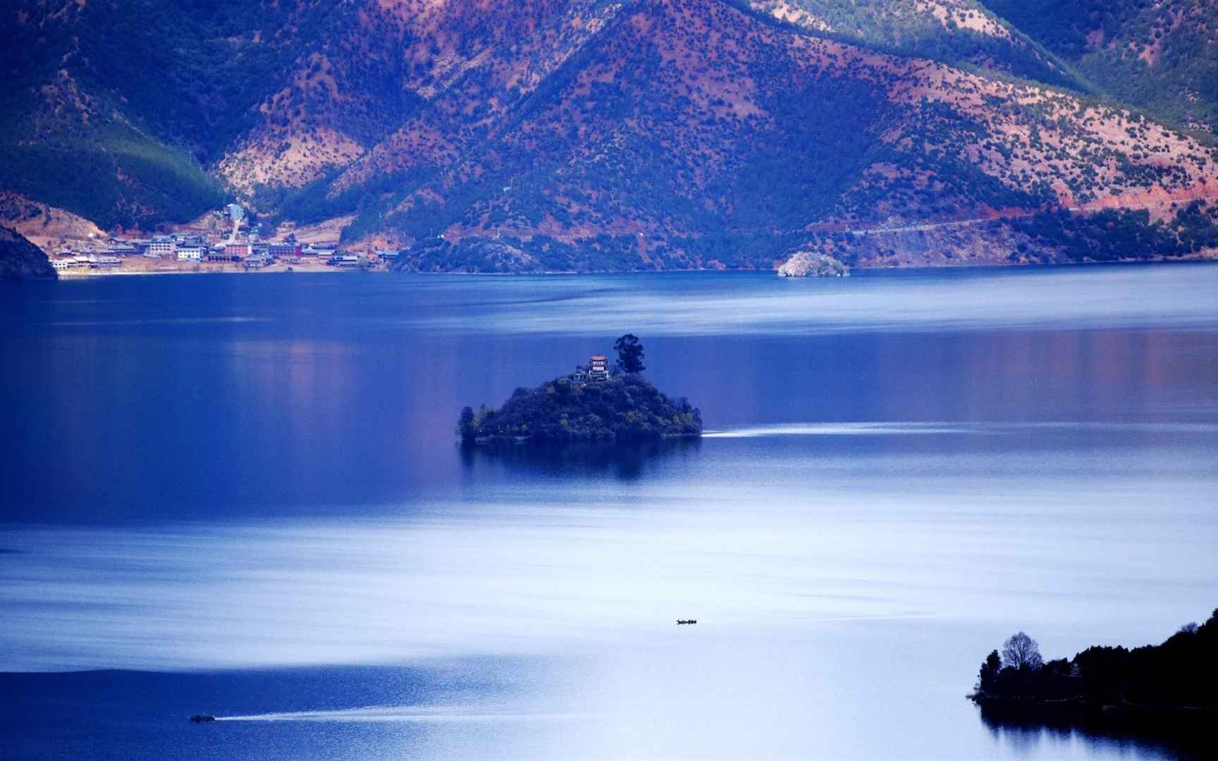 四川泸沽湖唯美风景图片