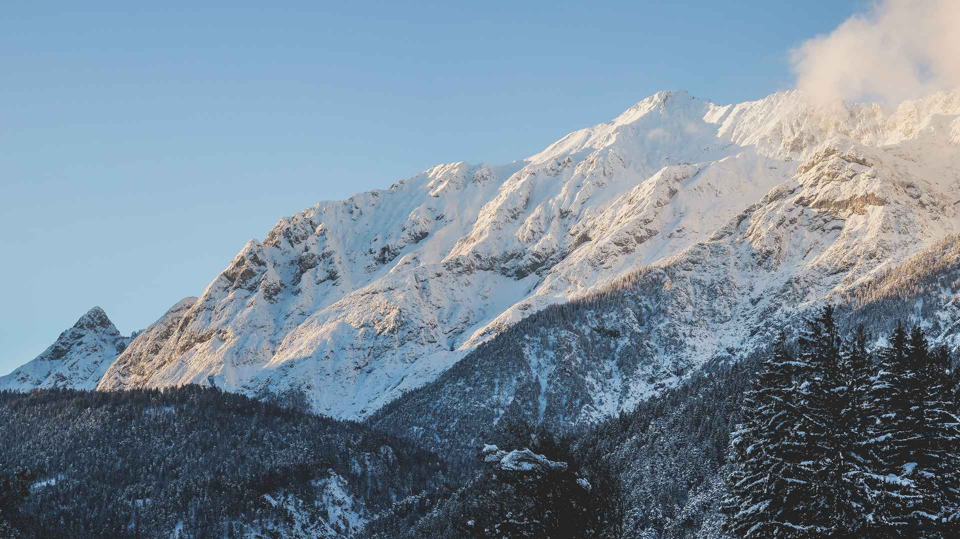 奥地利的雪山图片-