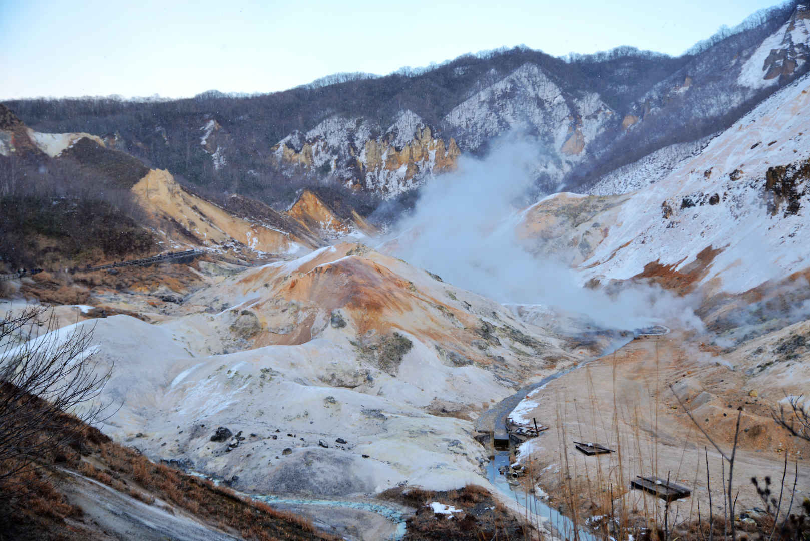 日本北海道地狱谷风景图片