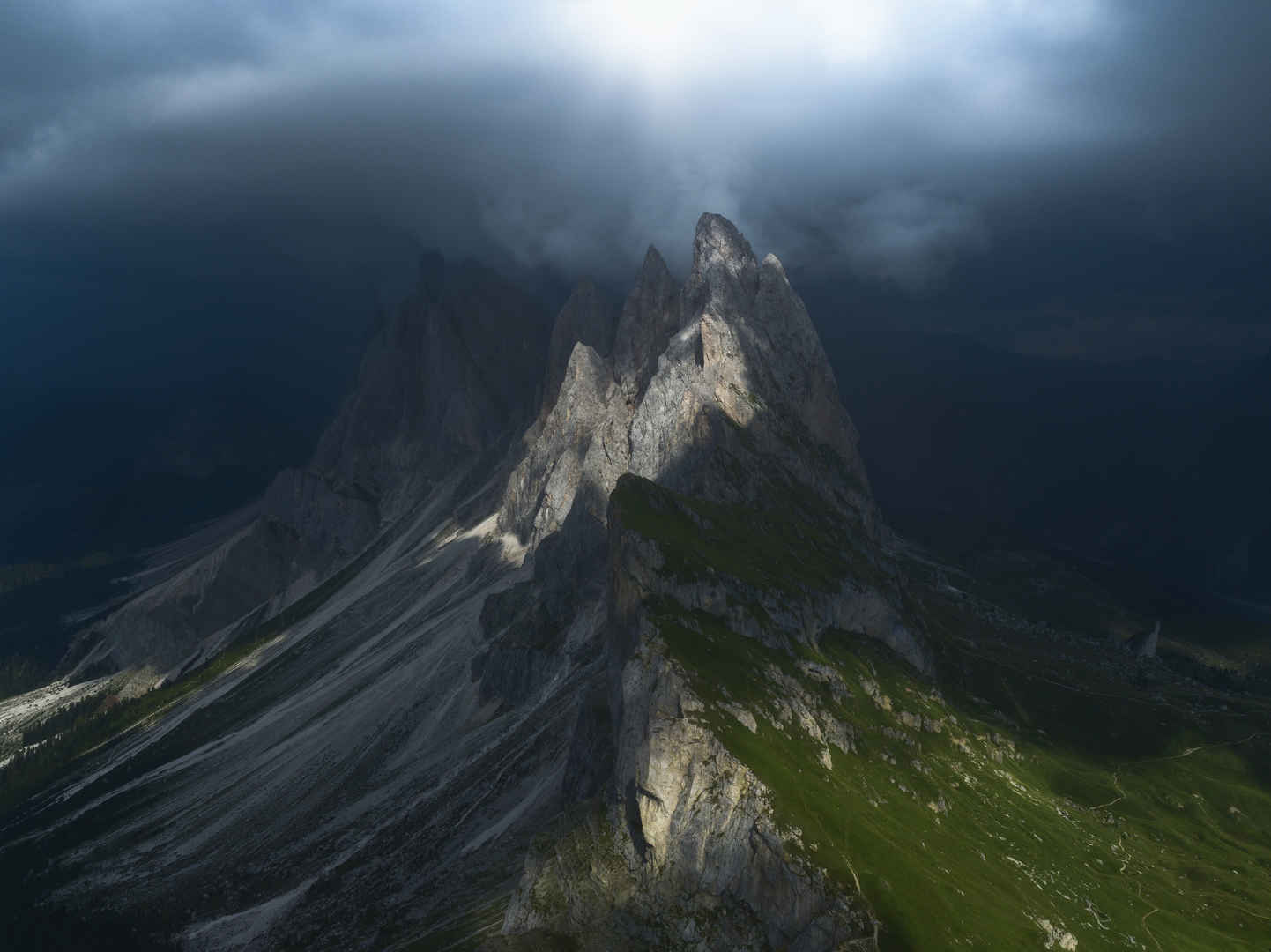阿尔卑斯山风景壁纸