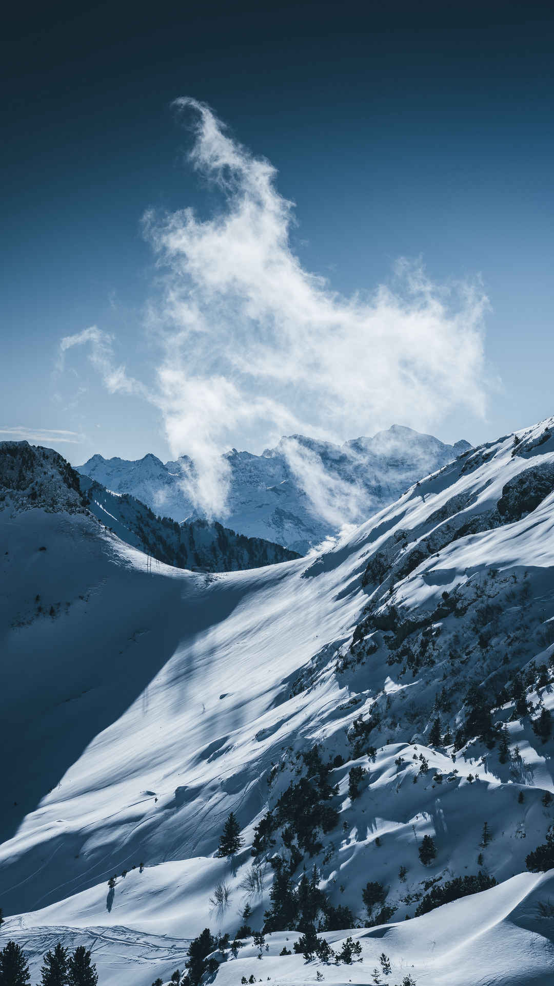 雪山 蓝天 白云手机壁纸