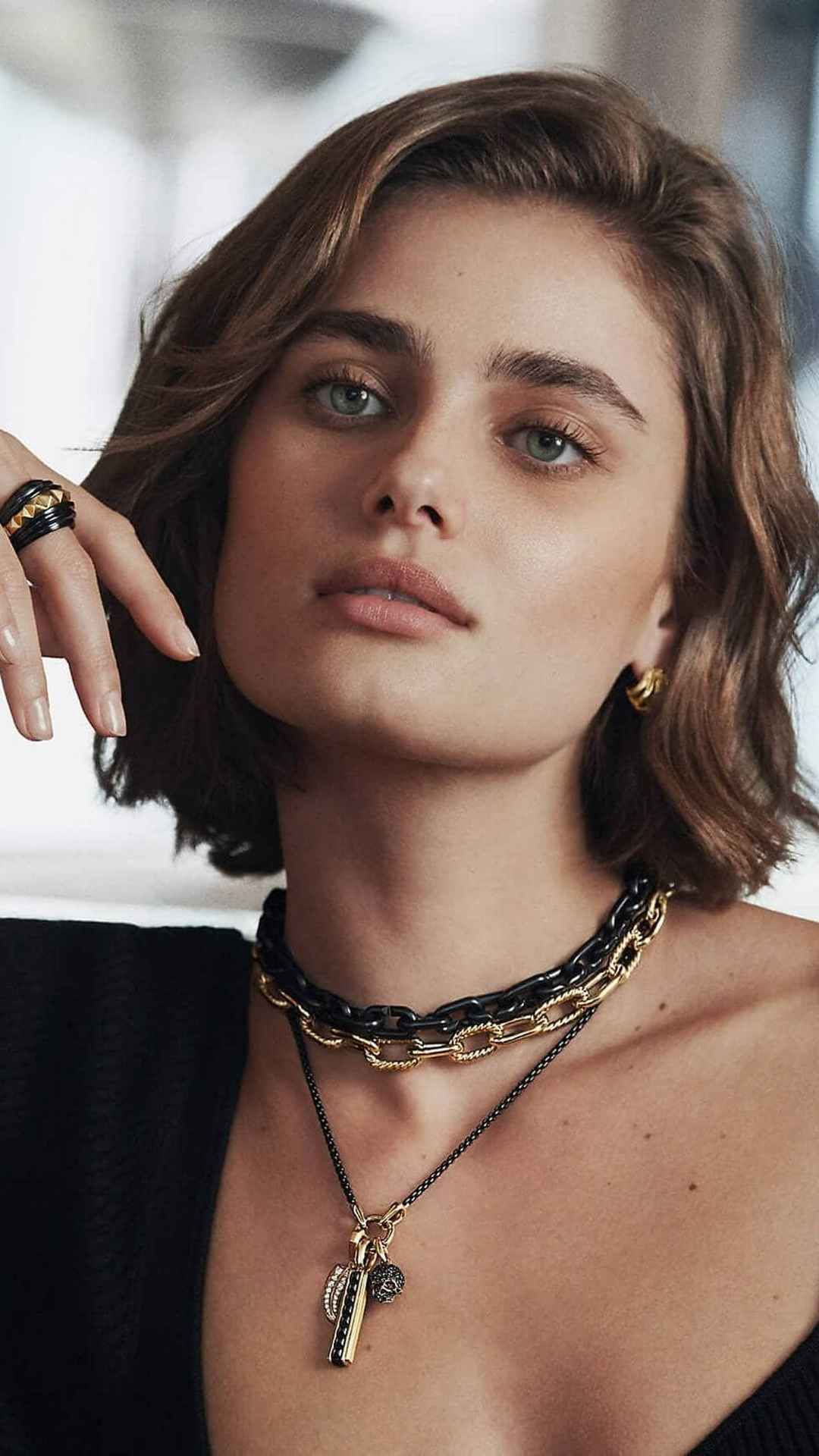 泰勒·希尔(Taylor Hill)手机壁纸