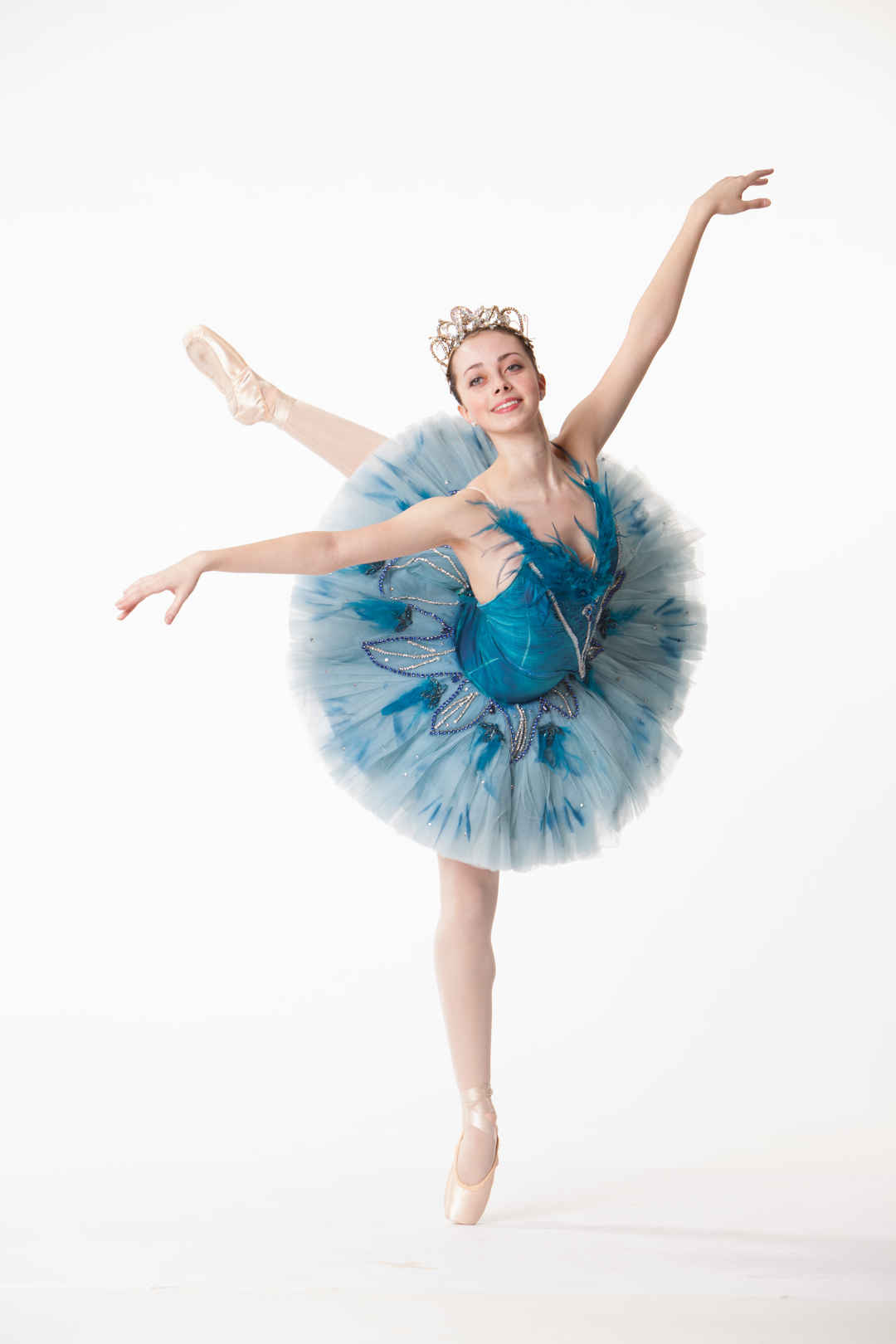 蓝色沙裙子美女古典芭蕾舞壁纸图片