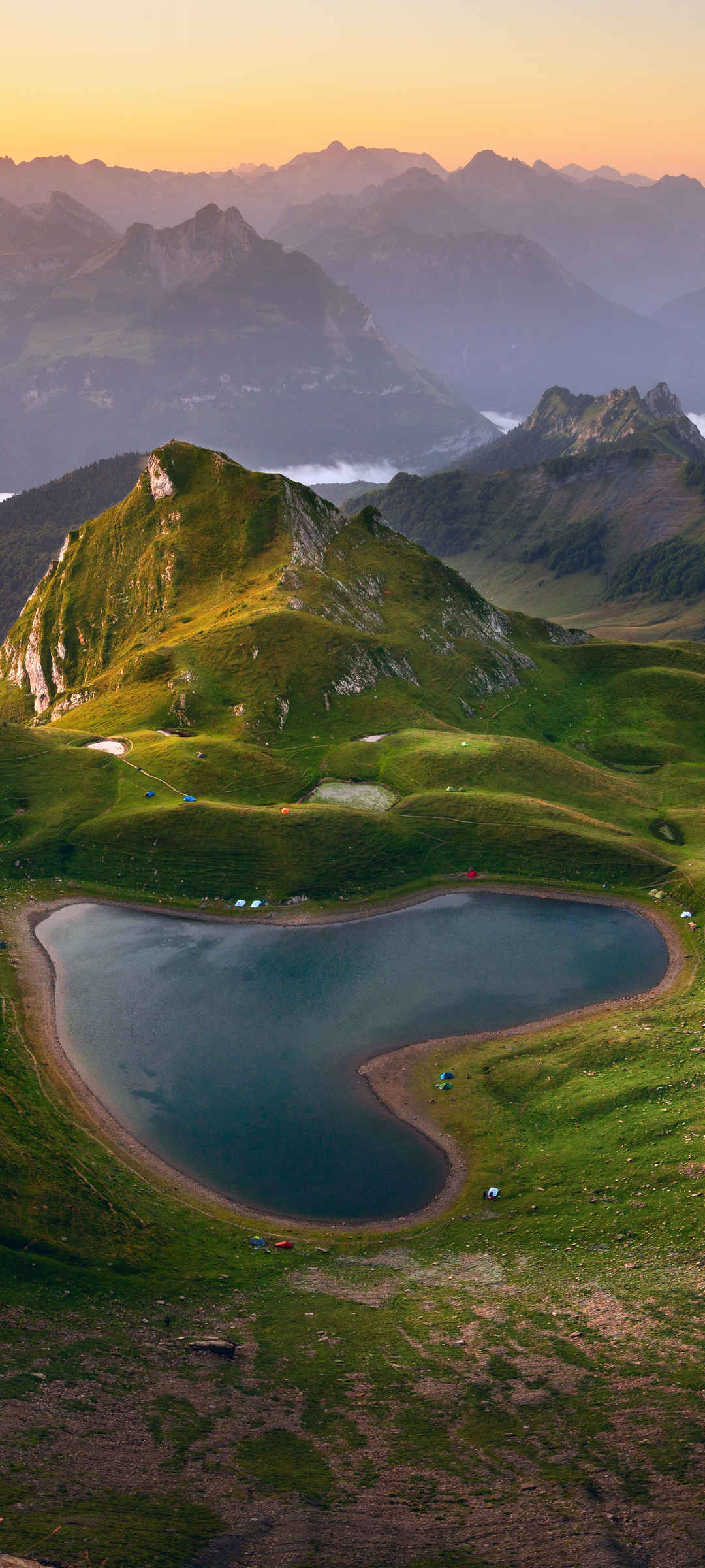 山谷 蒙塔尼翁湖 风景壁纸