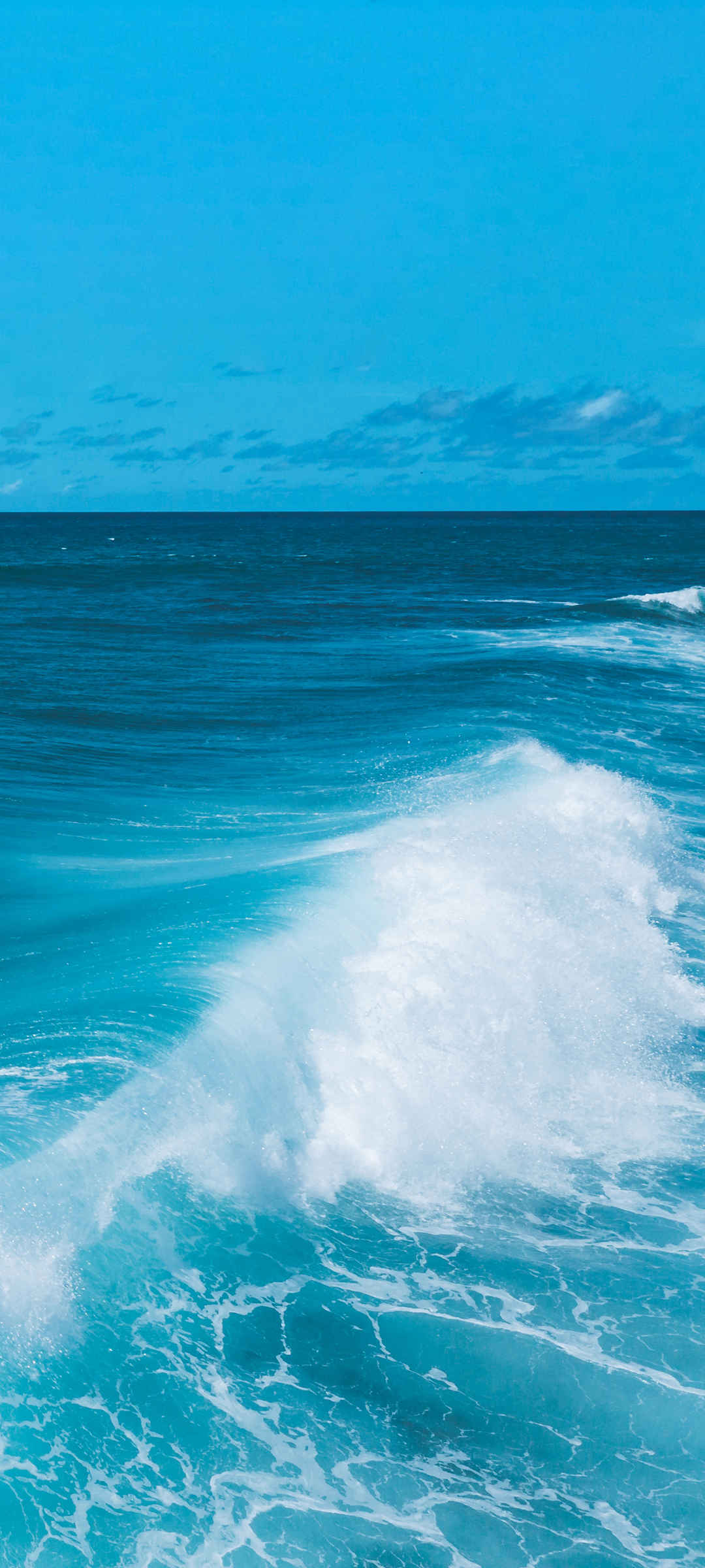 蓝色大海海浪风景图片