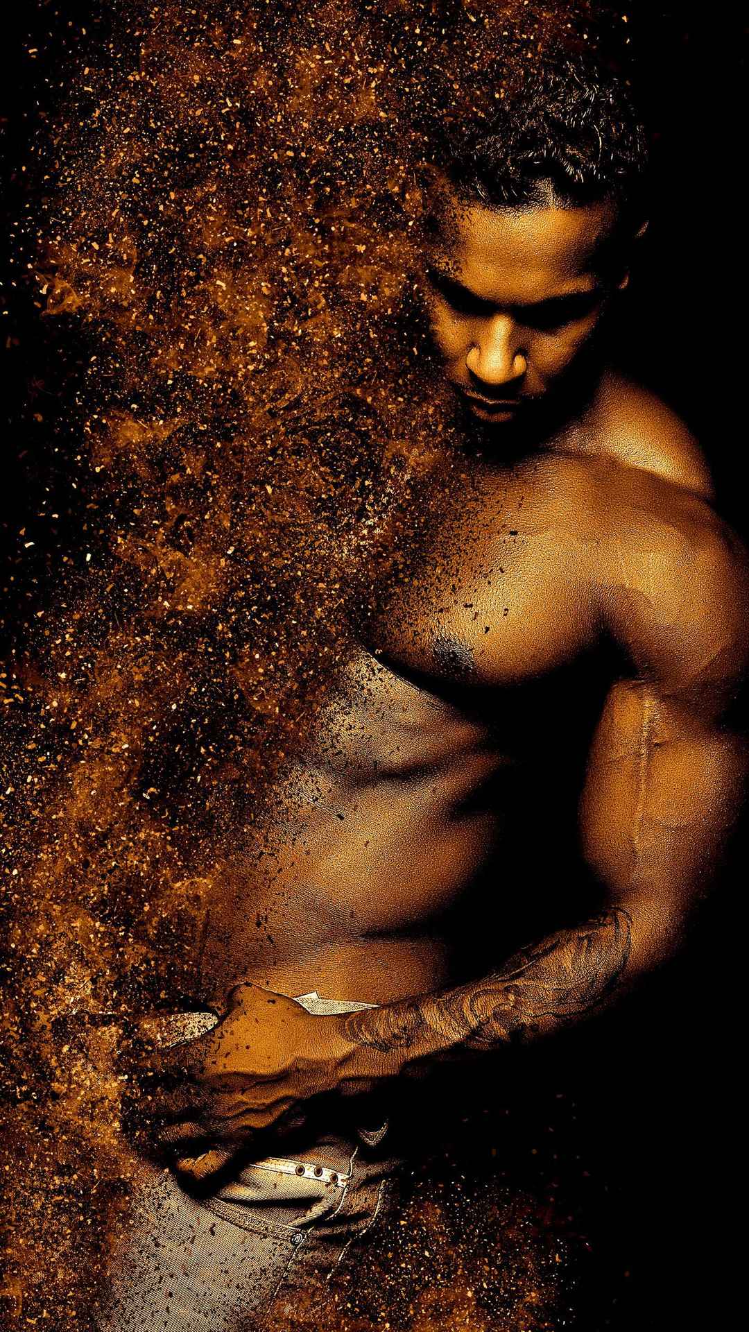 身材健壮，赤裸上半身的欧美黑人肌肉男人像摄影艺术图片