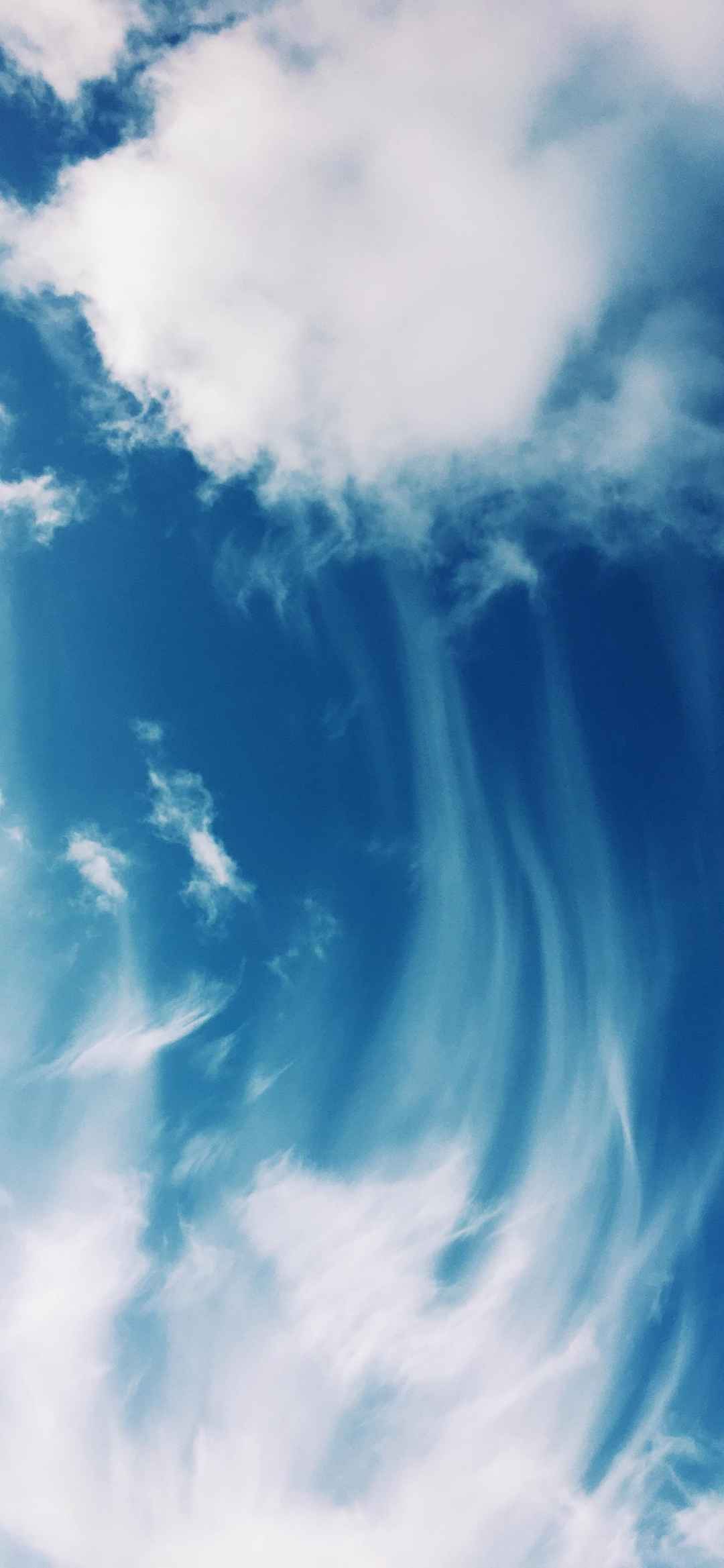 蓝色天空云彩手机壁纸