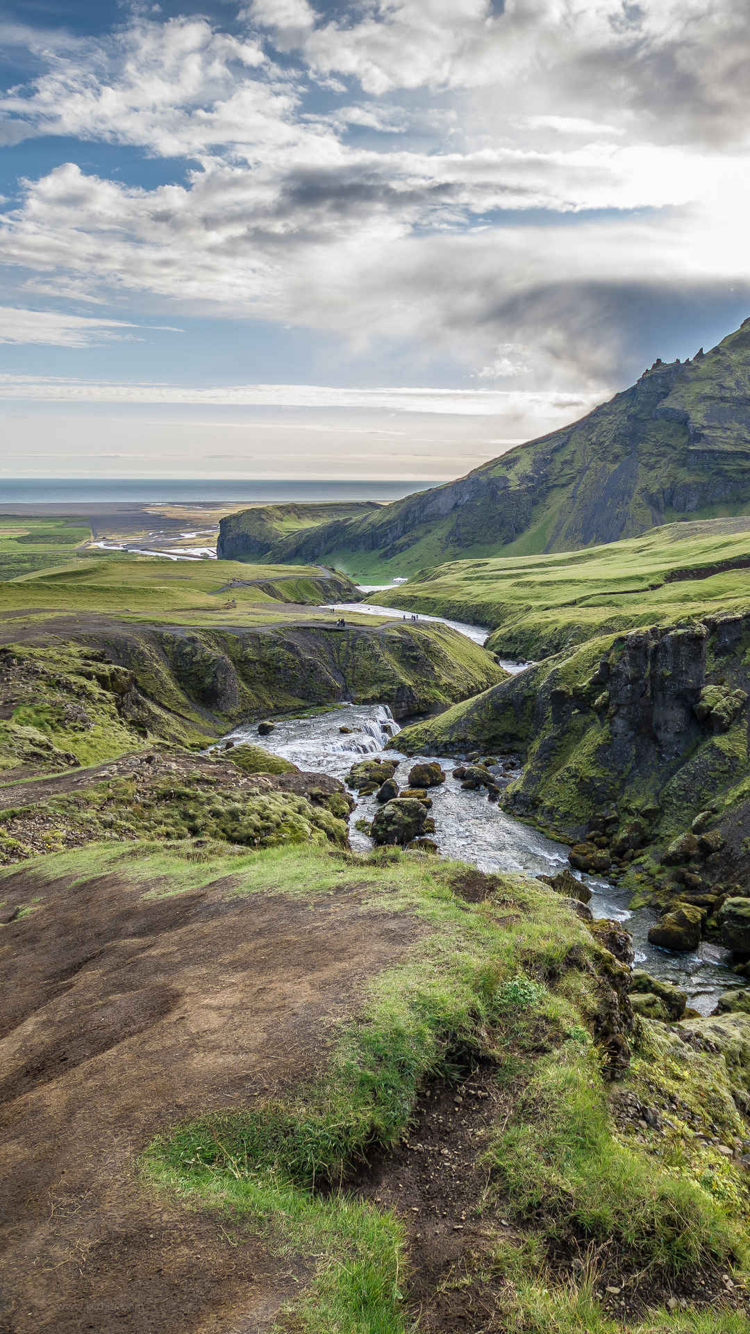 河流 山 冰岛手机壁纸-