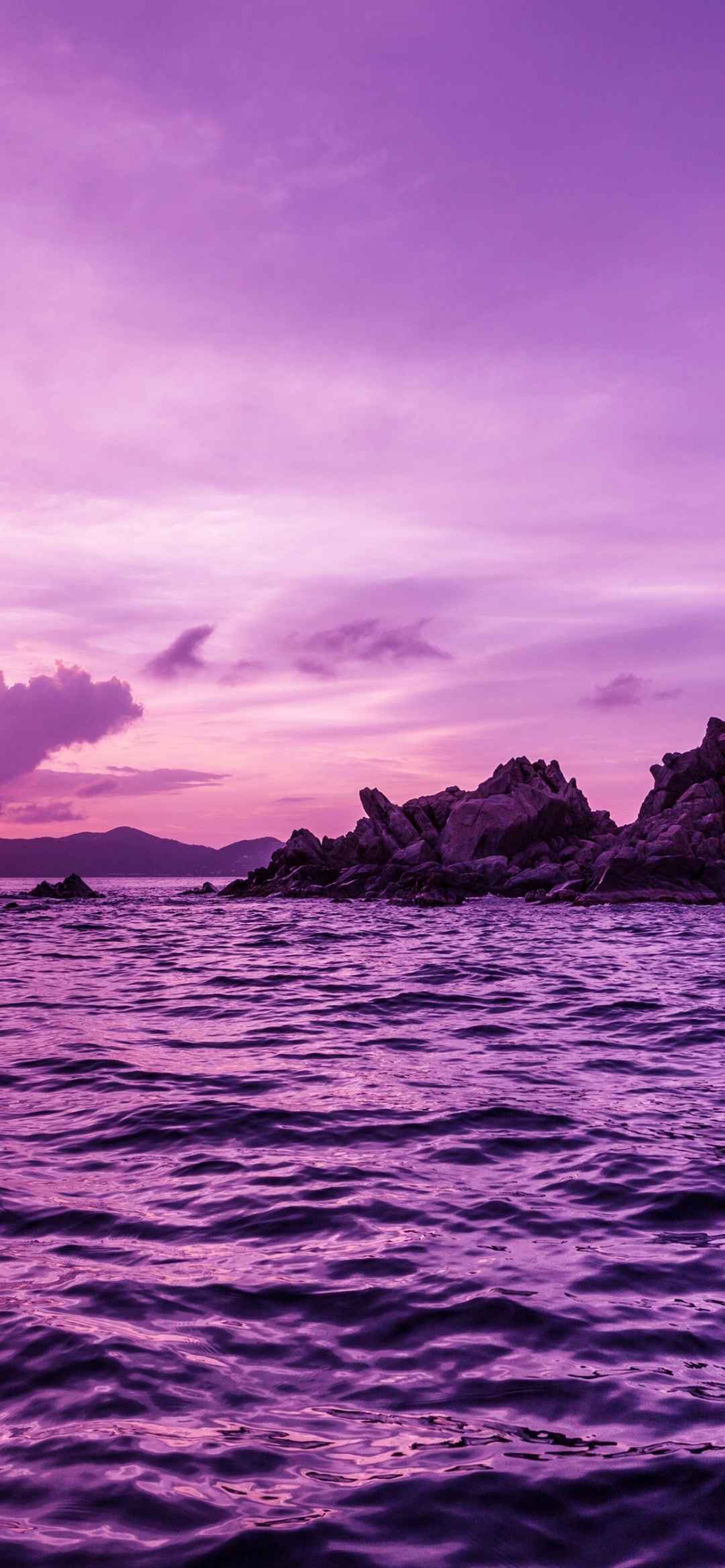 紫色彩霞阳光海上风景唯美手机壁纸-