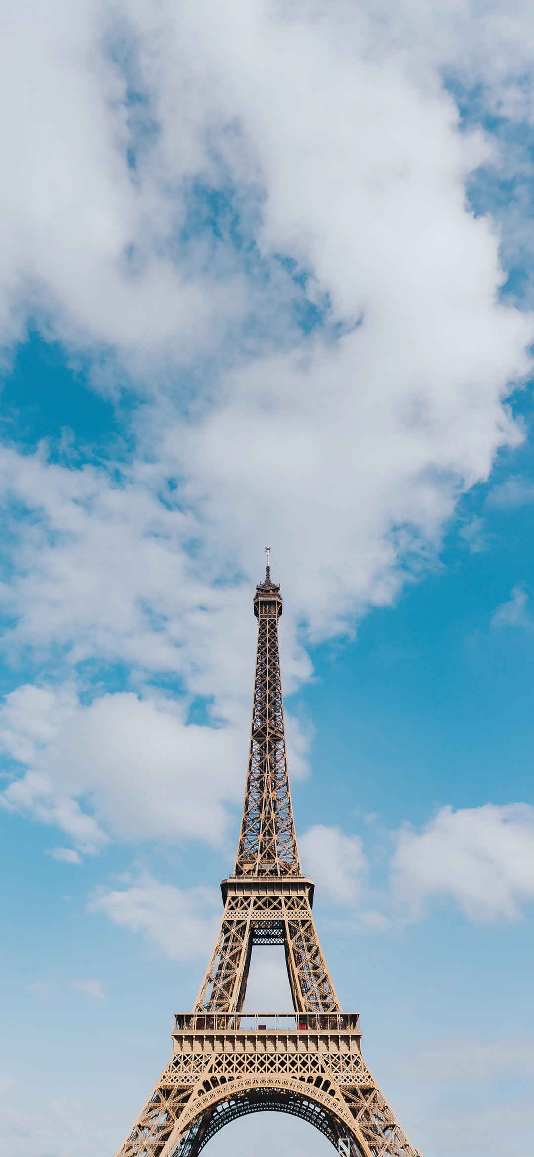 超高清巴黎铁塔风景手机壁纸