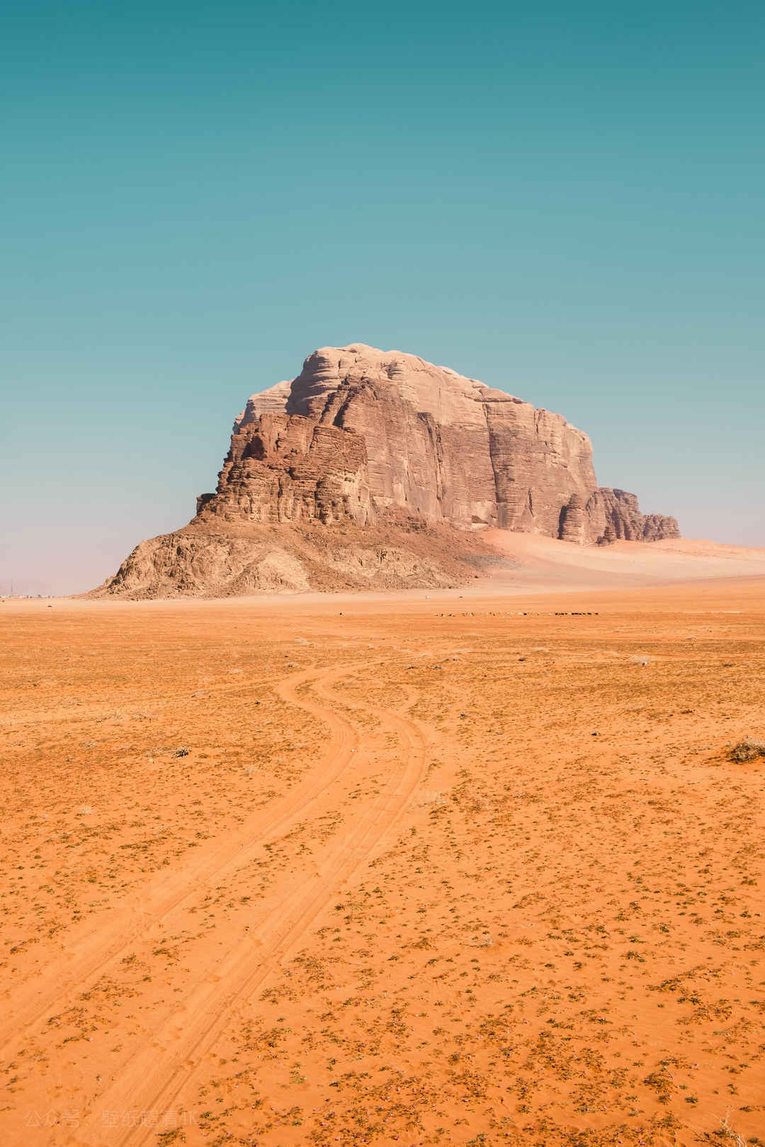 约旦瓦迪拉姆沙漠手机壁纸