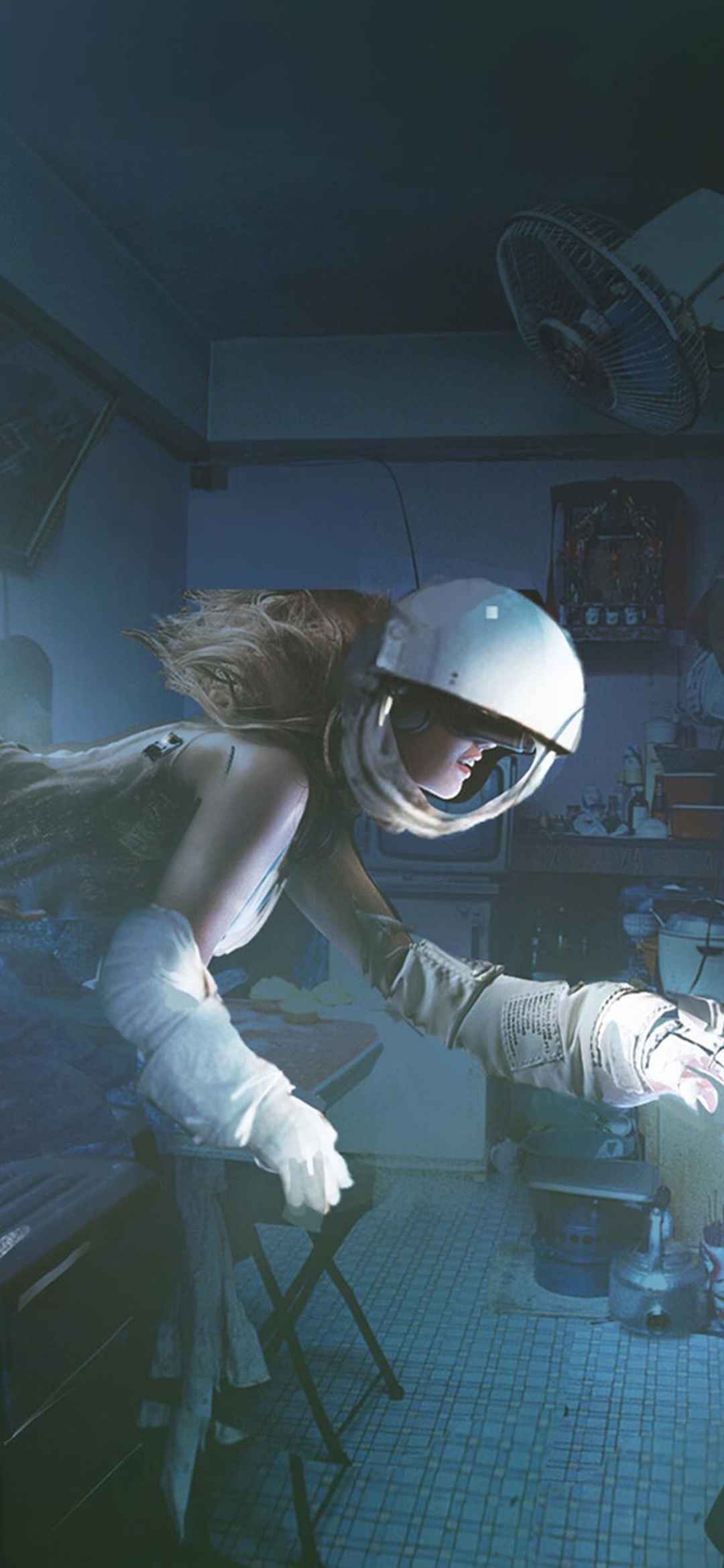 女宇航员飞翔Q版壁纸