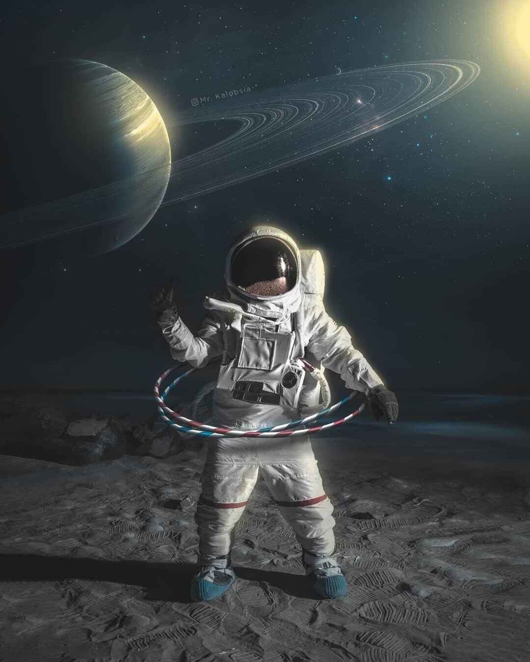 太空系列电影唯美太空中的宇航员手机壁纸套图1