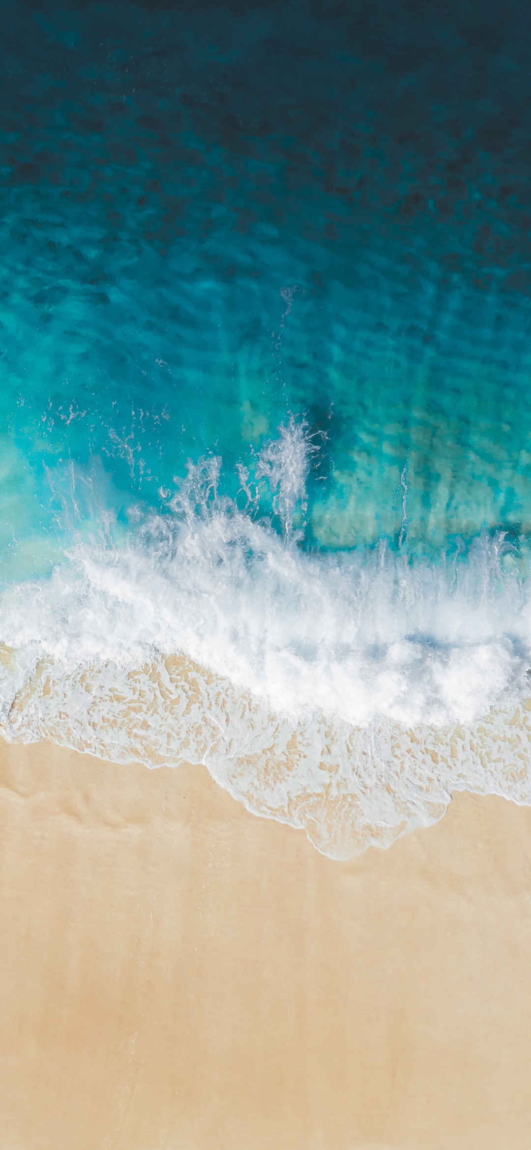 俯拍清新海浪沙滩手机高清壁纸