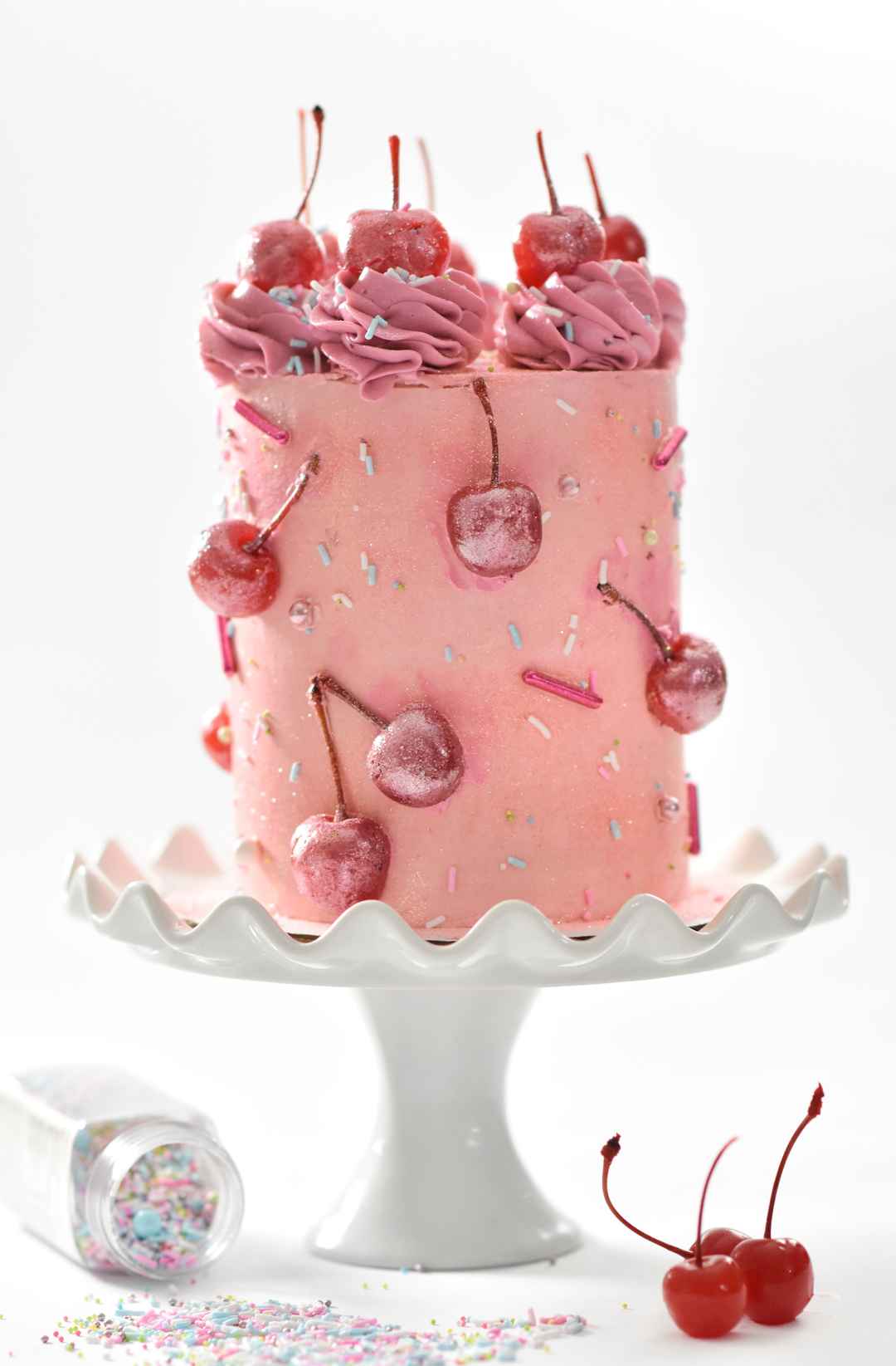 粉红色樱桃蛋糕手机壁纸
